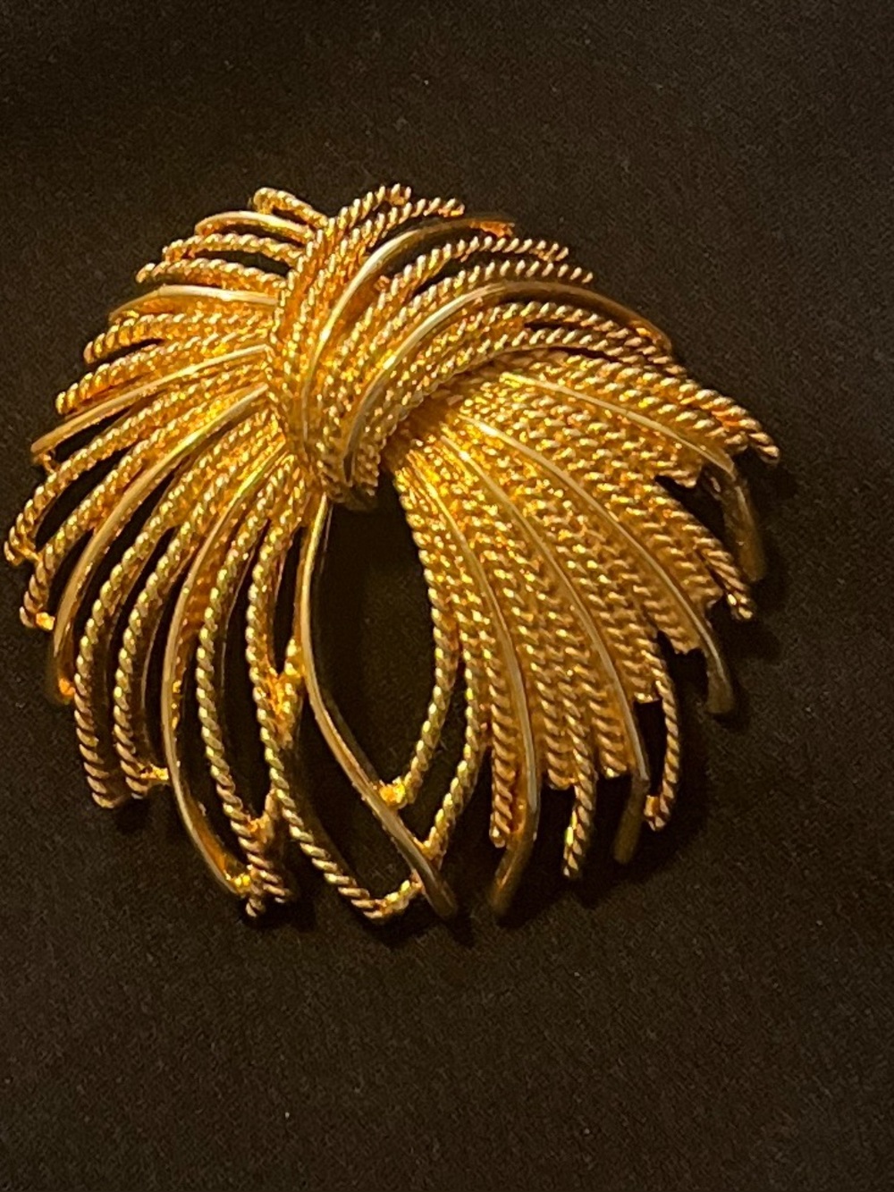 Vtg 60s Monet "Mirador" Pin Brooch
